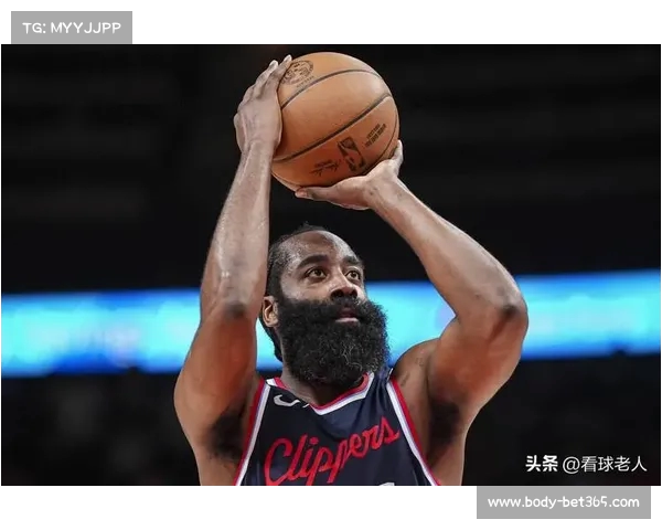 世俱杯小组赛首轮16场观众人数不及NBA一场 进球数更是少得让人咋舌 世俱杯小组赛首轮16场观众人数不及NBA一场 进球数更是少得让人咋舌